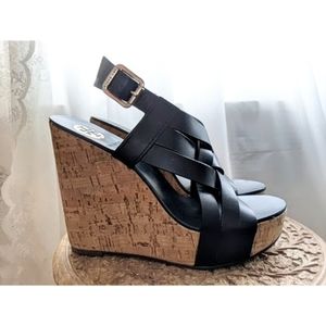 Tory Burch Wedges size 9US
